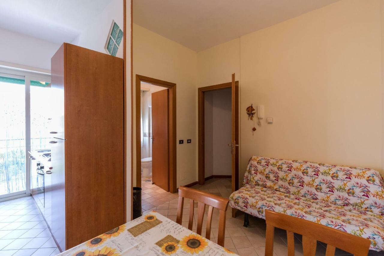Appartamento Viola Gaeta Exteriör bild