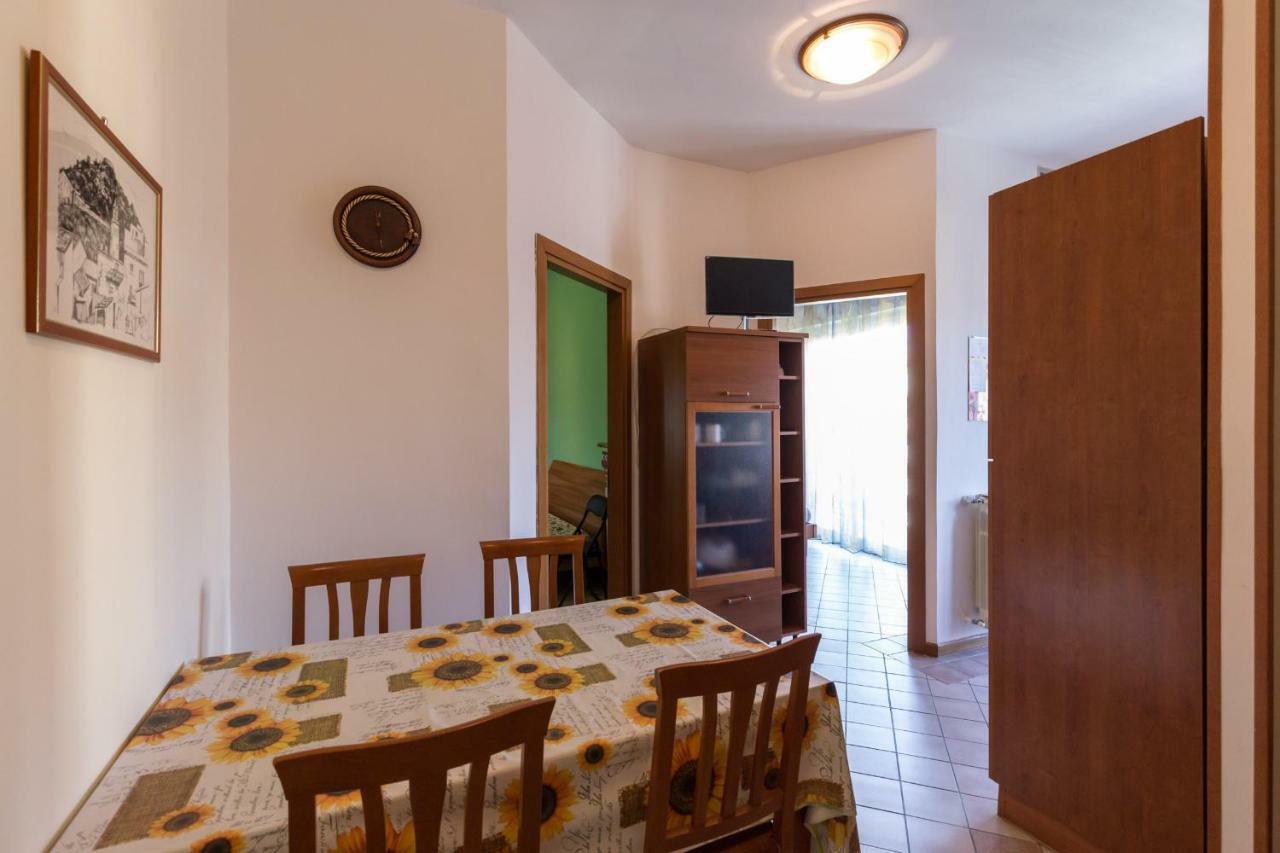 Appartamento Viola Gaeta Exteriör bild